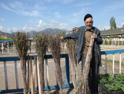 Sakavel de unutulanlar arasına girdi